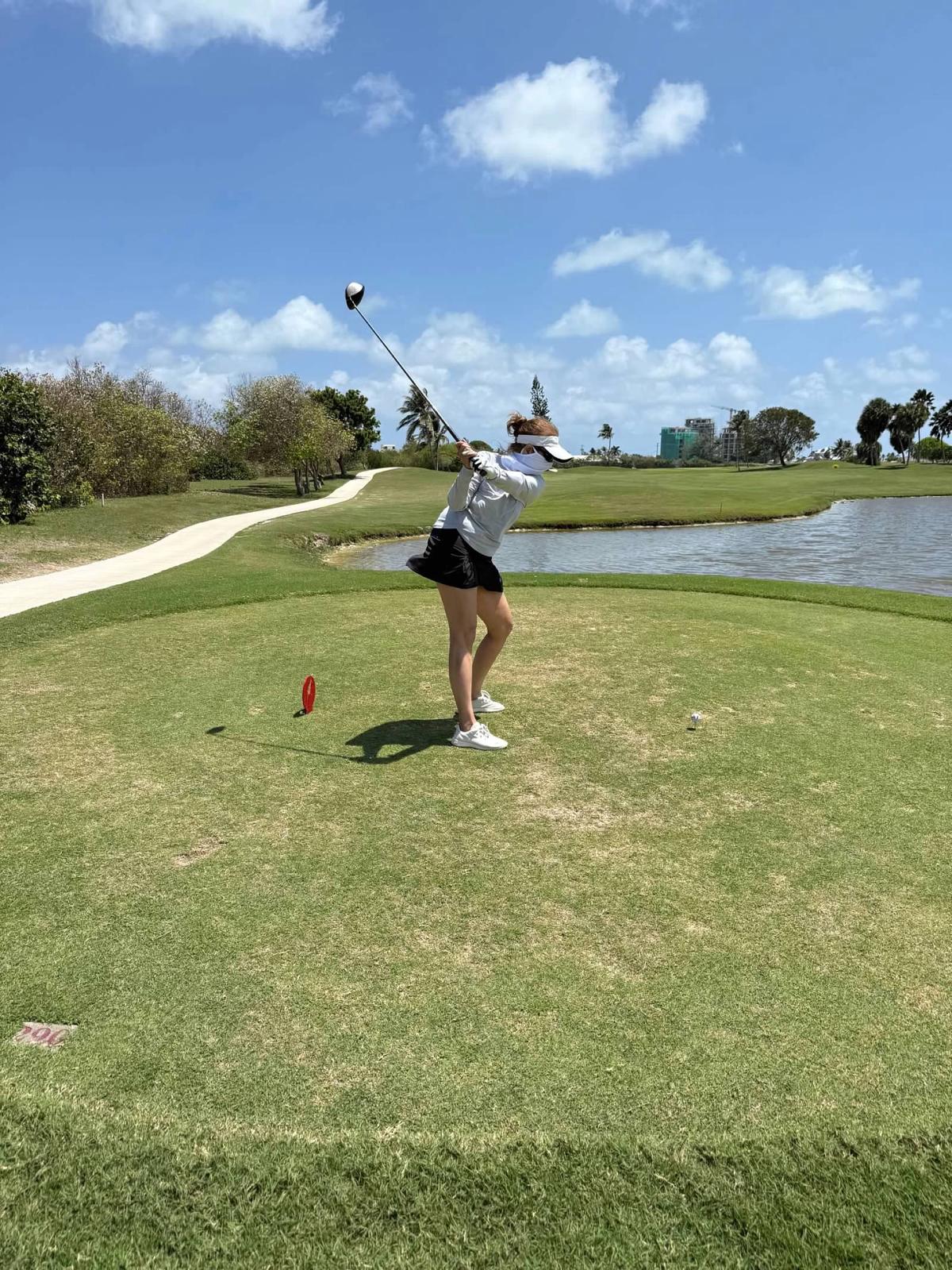 PS Golf in action PS Golf in action